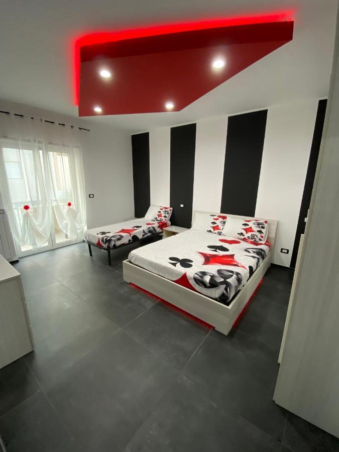 Iris Room Monopoli Buitenkant foto