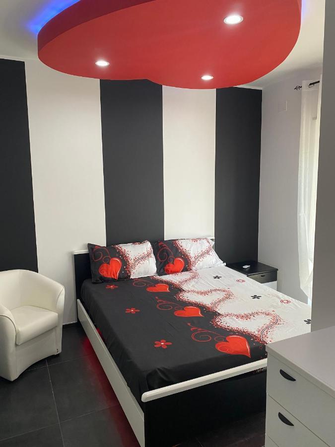 Iris Room Monopoli Buitenkant foto